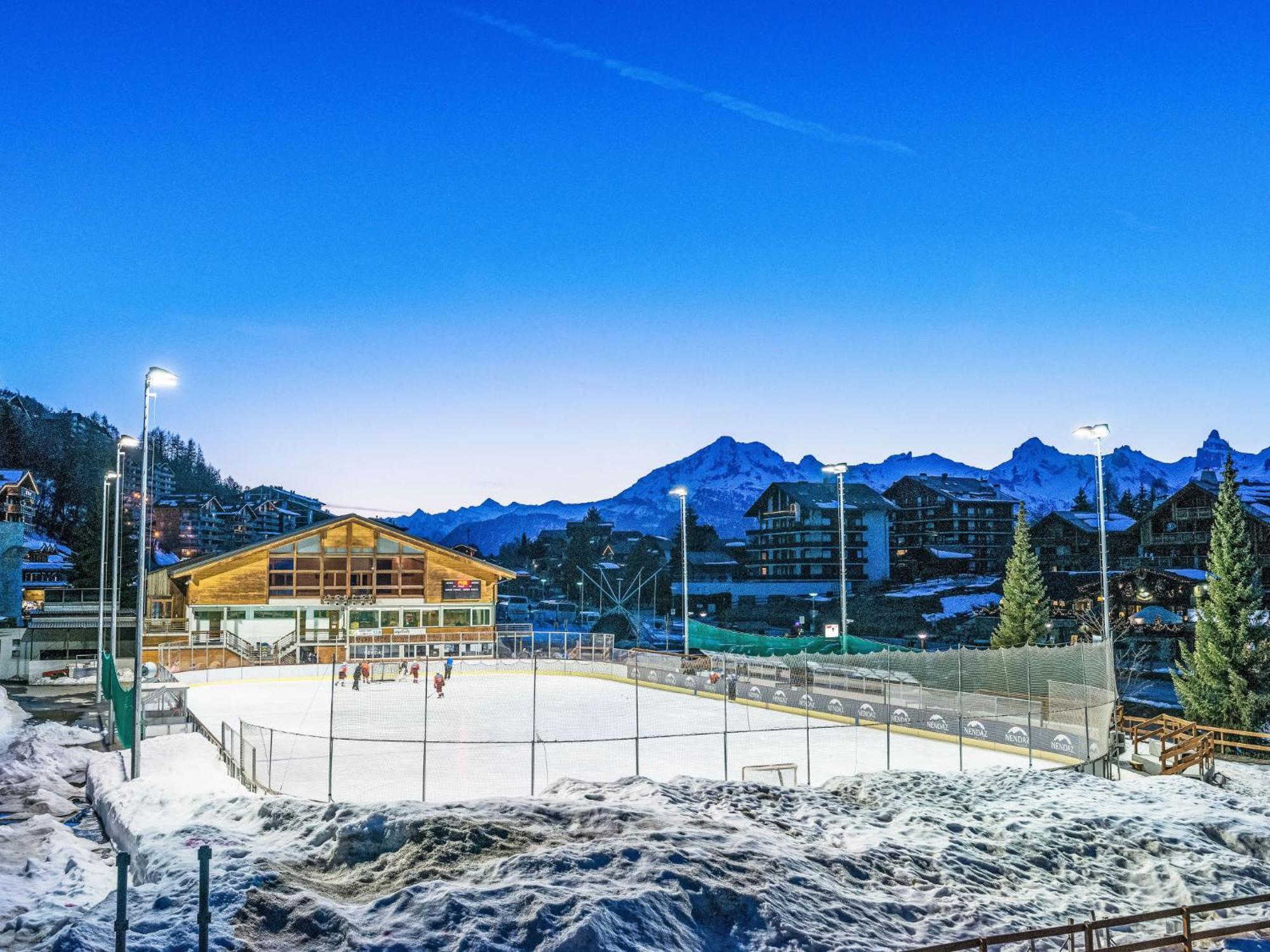 Chalet Les Etoiles By Interhome Нанда Экстерьер фото